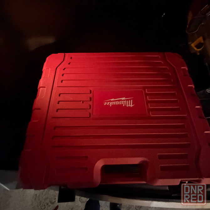 Продается набор аккумуляторных инструментов Milwaukee 4 в 1 Донецк - изображение 4