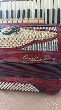 Продам аккордеон Royal Standard Silvana в отличном состоянии Донецк