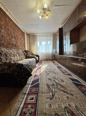 Продам 2-х комн. квартиру 5/5 в Червоногвардейском районе (центр - улица Малиновского) Макеевка