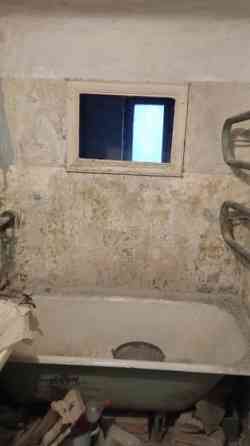 Продам недорого 2ком. на Травматологии . Донецк