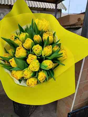 Тюльпаны к 8 марта оптом и мелким оптом Донецк