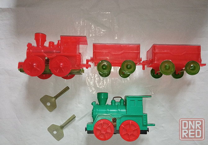 Игрушка заводная механическая поезд с вагонами ссср Донецк - изображение 3