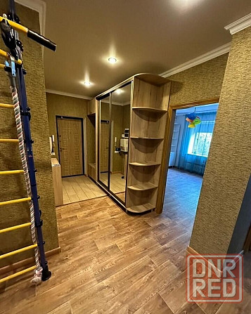 Сдаю двухкомнатную квартиру 60.0 м² этаж 1/9 город Донецк, Буденновский район, улица Багратиона, ори Донецк - изображение 2