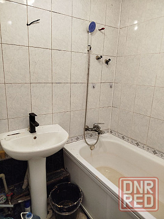 Черемушки,трехкомнатная квартира с автономным отоплением Макеевка - изображение 9