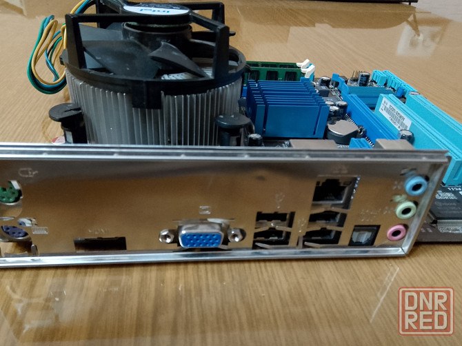 Комплект на 775 сокете Донецк - изображение 2