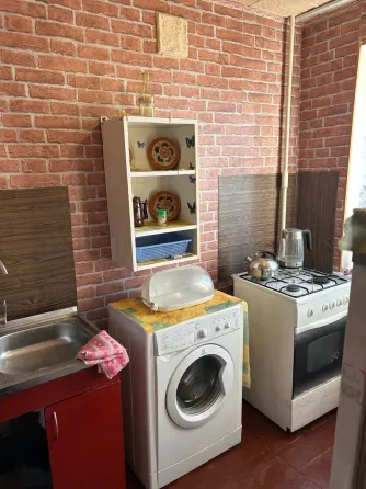 продам 1-комнатную на Текстильщике, в центре, большая гостинка Донецк