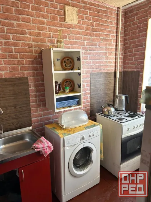 продам 1-комнатную на Текстильщике, в центре, большая гостинка Донецк - изображение 2