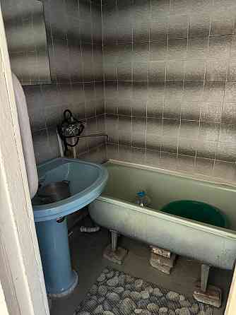 Сдаётся пустая 4-х комнатная квартира Донецк