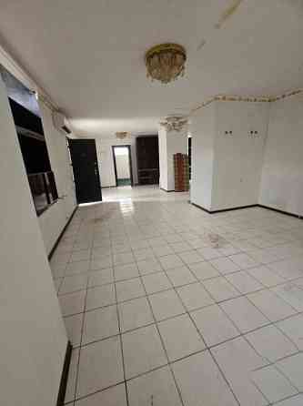 Сдаётся пустая 4-х комнатная квартира Донецк