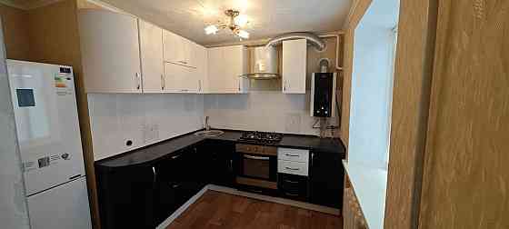 Продам 2-комнатную квартиру в г. Харцызске, центр города, район Налоговой Харцызск