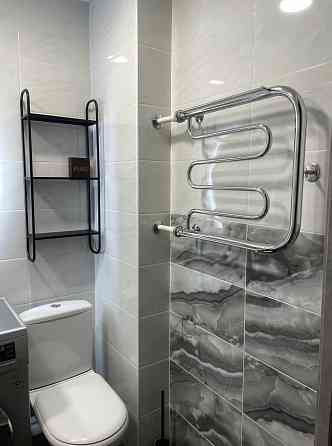 Сдаём светлую и уютную двухкомнатную квартиру) 46,4 кв.м. комнаты изолированы. Ворошиловский район Донецк