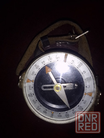 компас с кожаным ремешком Донецк - изображение 1