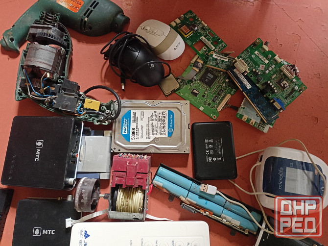 Коробка с электроникой Макеевка - изображение 3