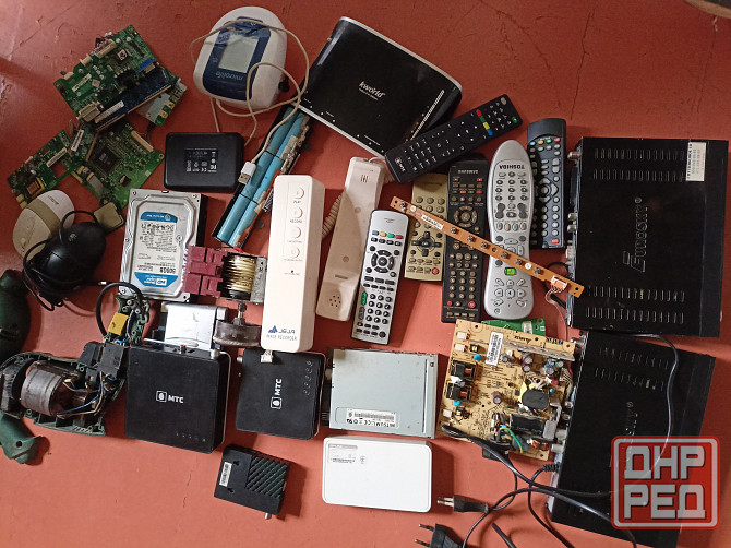 Коробка с электроникой Макеевка - изображение 4