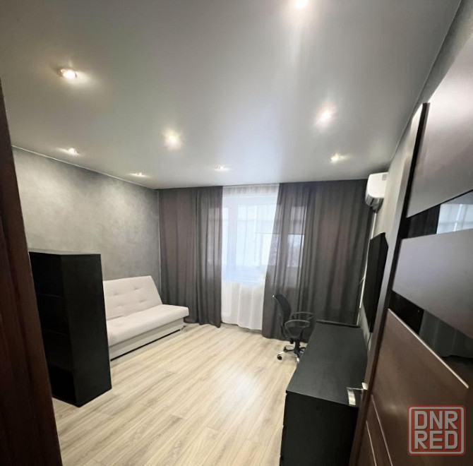 Сдаю однокомнатную квартиру в Кировском районе на Мирном Донецк - изображение 1