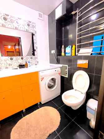 Сдам в аренду шикарную 3-х к. квартиру, Гвардейка, мкрн. Калининский. Макеевка