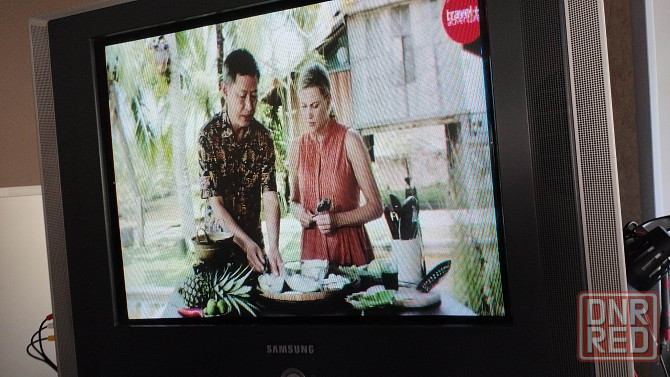 SAMSUNG 21'' отличное изображение,плоский экран Донецк - изображение 2