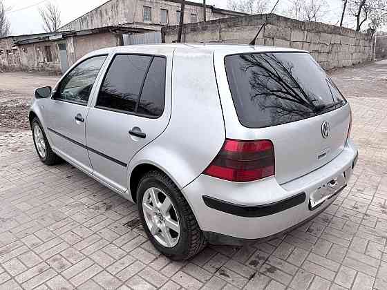 Продам Volkswagen golf 4 1.6 бензин. Макеевка