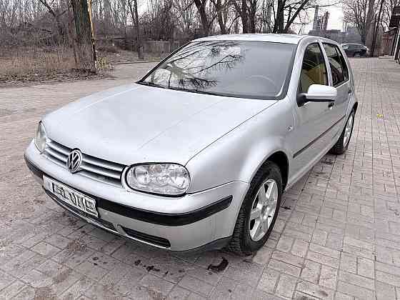 Продам Volkswagen golf 4 1.6 бензин. Макеевка