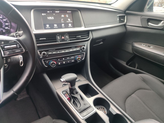 Продам Kia optima Донецк