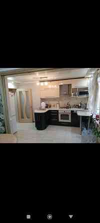 сдам 3 к.кв. буденовский р. цветочный 55000 р. бойлер накопитель 1 тона. чешка. Донецк