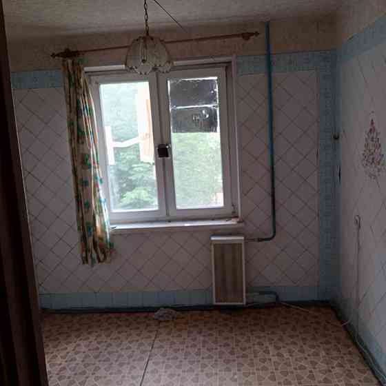 продам 3-комнатную 69 м.кв. на Тихом, 4 этаж Донецк