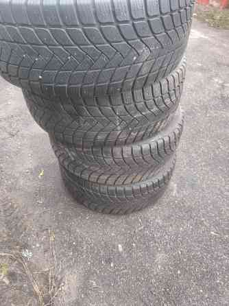Комплект шин липучка почти новая 215/50/ р 17 Донецк