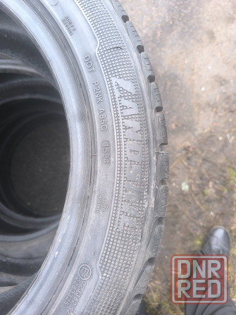 Комплект шин липучка почти новая 215/50/ р 17 Донецк - изображение 1