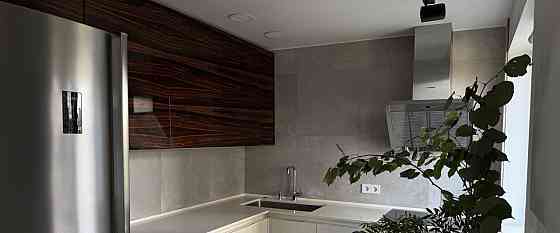 Сдам 3-комнатную квартиру в Куйбышевском районе, пр Панфилова. Донецк