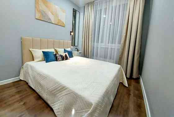 однокомнатную квартиру в центральном районе города Донецка - Ворошиловский район, ул. Розы Люксембу Донецк