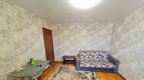 Сдается отличная двухкомнатная квартира в Ворошиловском районе. 3/9 этаж. Площадь квартиры 42кв Донецк