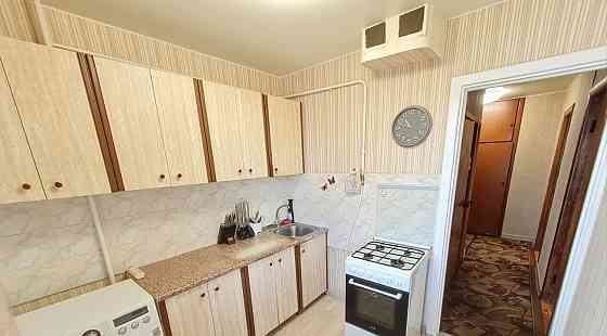 Сдается отличная двухкомнатная квартира в Ворошиловском районе. 3/9 этаж. Площадь квартиры 42кв Донецк