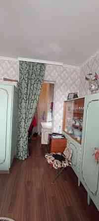 Продается 1-комнатная гостинка, с мебелью, 5 микрорсйон, ул. Гонды, 4/5эт.общ.пьощадь 17,6 кв. м. Мариуполь