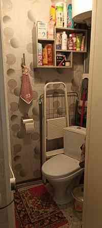 Продается 1-комнатная гостинка, с мебелью, 5 микрорсйон, ул. Гонды, 4/5эт.общ.пьощадь 17,6 кв. м. Мариуполь