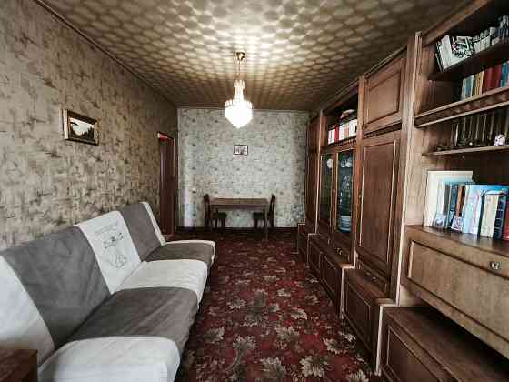 3 к кв в центре. Парк кованных фигур Донецк