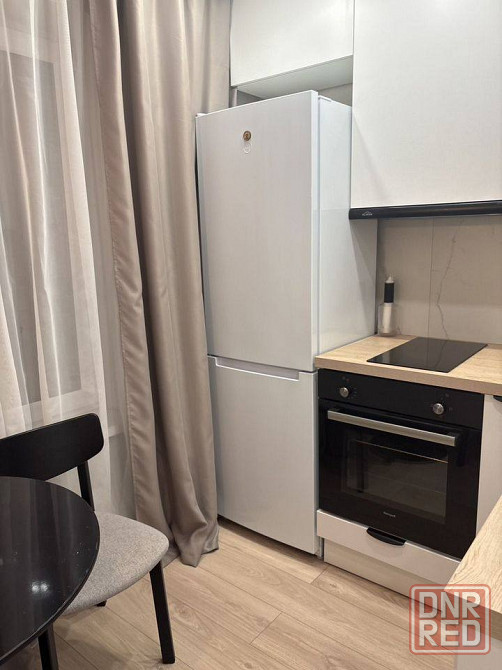 Сдаю однокомнатную квартиру 42.0 м² этаж 3, город Донецк, Киевский район, Донбасс Арена, проспект Ге Донецк - изображение 3