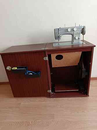 Машина швейная Чайка 142М Донецк