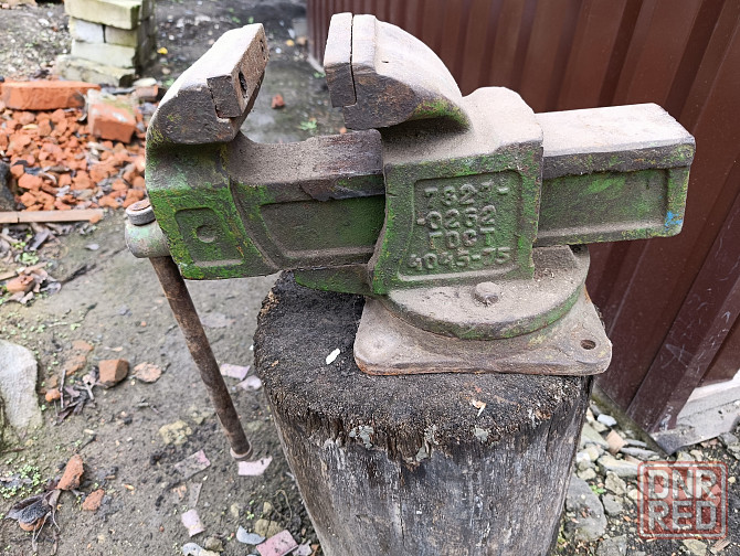 тиски слесарные Донецк - изображение 3