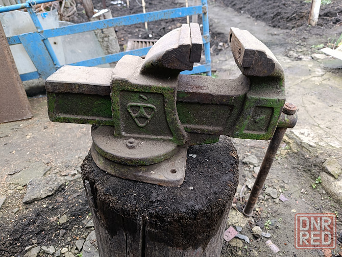 тиски слесарные Донецк - изображение 2