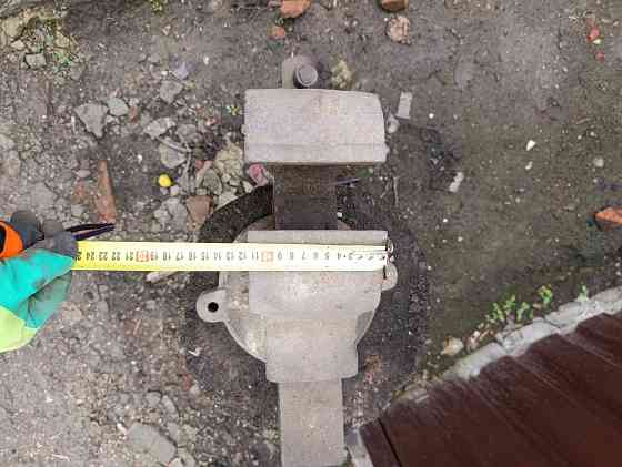 тиски слесарные Донецк