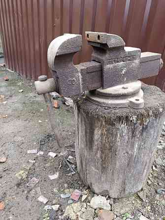 тиски слесарные Донецк