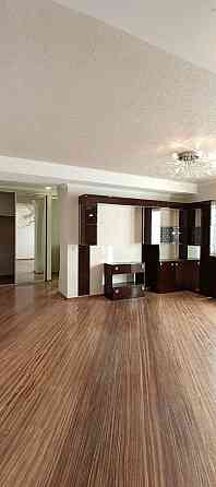 Прoдaетcя трeхкoмнатнaя квартиpа в Калининском районе, пр.Ильича Донецк