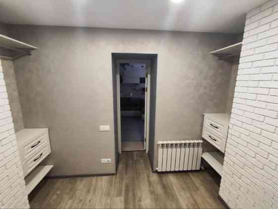 Продам 2-х комнатную студию на Дике Донецк