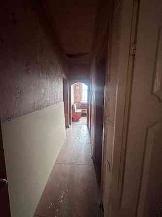 Продам 2х ком. сталинку Кировский исполком жилое состояние. Донецк