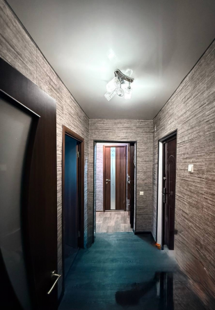 Сдается 2х комнатная квартира мкр Зелёный Донецк