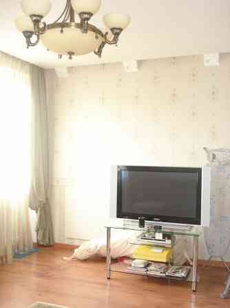 Продам 3-х комн. сталинку в двух уровнях библ. Крупской, ул. Артема Донецк