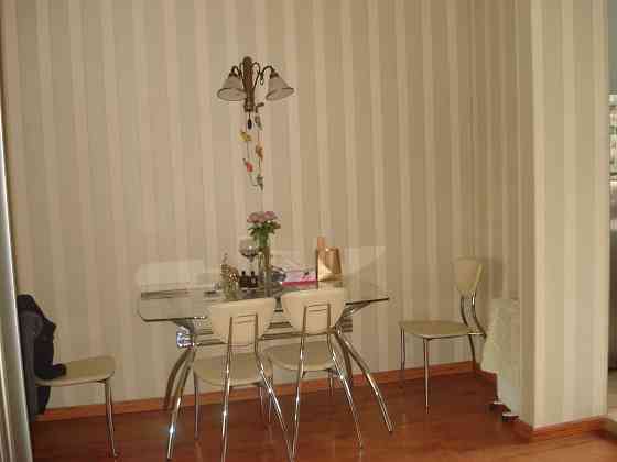 Продам 3-х комн. сталинку в двух уровнях библ. Крупской, ул. Артема Донецк