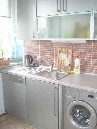 Продам 3-х комн. сталинку в двух уровнях библ. Крупской, ул. Артема Донецк