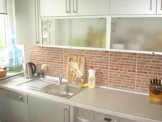 Продам 3-х комн. сталинку в двух уровнях библ. Крупской, ул. Артема Донецк