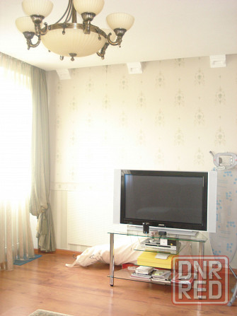 Продам 3-х комн. сталинку в двух уровнях библ. Крупской, ул. Артема Донецк - изображение 3